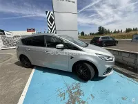Usado Ford S-MAX Titanium 190 CV (139 kW) 2022 Gris / plata Monovolumen
