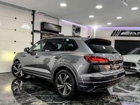 Usado VW Touareg Elegance 286 CV (210 kW) 2020 Gris SUV