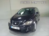 Usado Seat Altea Style 105 CV (77 kW) 2010 Negro Monovolumen