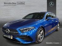 Usado Mercedes A180 AMG line 116 CV (85 kW) 2024 Azul denim metalizado Berlina