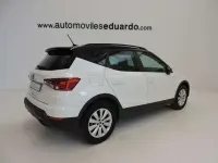 Usado Seat Arona 110 CV (80 kW) 2021 Blanco SUV