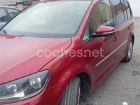 Usado VW Touran Advance 105 CV (77 kW) 2011 Rojo Monovolumen