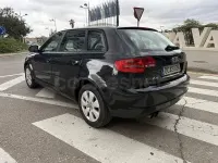Usado Audi A3 Ambiente 140 CV (102 kW) 2011 Negro Utilitario