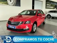 Usado Skoda Octavia 115 CV (84 kW) 2019 Rojo Berlina