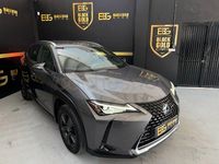 Usado Lexus UX Business Edition 184 CV (135 kW) 2021 Gris / plata SUV