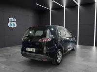 Usado Renault Scenic E-Tech 95 CV (69 kW) 2014 Negro Monovolumen