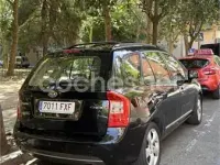 Usado Kia Carens 140 CV (102 kW) 2007 Negro Monovolumen