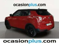 Usado SsangYong Tivoli Limited 128 CV (94 kW) 2015 Rojo SUV