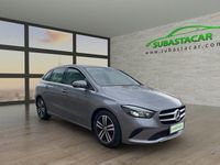 Usado Mercedes B200 150 CV (110 kW) 2020 Gris / plata Monovolumen
