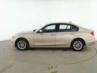 Usado BMW 316 Sport Line 135 CV (99 kW) 2015 Dorado Berlina