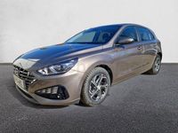 Usado Hyundai i30 120 CV (88 kW) 2022 Gris / plata Berlina