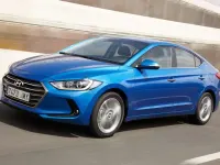 Usado Hyundai Elantra 135 CV (99 kW) 2017 Gris Utilitario