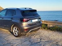 Usado VW T-Cross Sportline 110 CV (80 kW) 2021 Gris / plata SUV