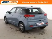 Usado Hyundai i20 100 CV (73 kW) 2018 Azul Berlina