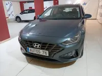 Usado Hyundai i30 136 CV (100 kW) 2021 Gris