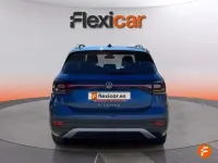 Usado VW T-Cross Advance 110 CV (80 kW) 2023 Azul SUV