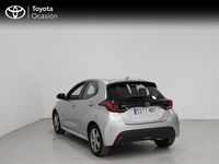 Usado Toyota Yaris Hybrid Active 116 CV (85 kW) 2025 Gris Berlina