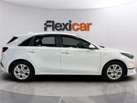 Usado Kia Ceed 101 CV (74 kW) 2022 Blanco Utilitario