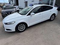 Usado Ford Mondeo Trend 120 CV (88 kW) 2016 Blanco Berlina