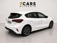 Usado Ford Focus ST-Line 115 CV (84 kW) 2025 Blanco Berlina
