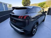 Usado Peugeot 3008 Allure 131 CV (96 kW) 2022 Gris SUV