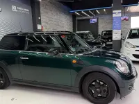 Usado Mini Cooper 120 CV (88 kW) 2009 Verde Utilitario