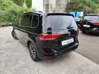 Usado VW Touran Sportline 150 CV (110 kW) 2022 Negro Monovolumen