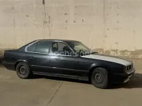 Usado BMW 525 143 CV (105 kW) 1992 Negro Berlina