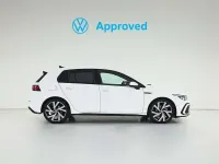 Usado VW Golf VIII R-line 150 CV (110 kW) 2024 Blanco Utilitario