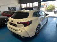 Usado Toyota Corolla Edition 140 CV (102 kW) 2023 Blanco Familiar