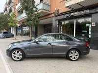 Usado Mercedes C230 Avantgarde 204 CV (150 kW) 2008 Gris / plata Berlina