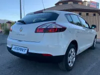 Usado Renault Mégane Intens 90 CV (66 kW) 2016 Blanco Berlina