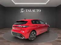 Usado Peugeot 308 Allure 130 CV (95 kW) 2024 Rojo Berlina
