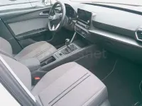 Usado Seat Leon Style 115 CV (84 kW) 2022 Blanco Familiar