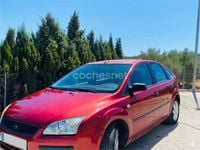 Usado Ford Focus Trend 100 CV (73 kW) 2006 Rojo Berlina