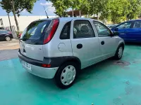 Usado Opel Corsa Essentia 75 CV (55 kW) 2003 Gris / plata Utilitario