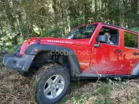 Usado Jeep Wrangler Unlimited Rubicon 177 CV (130 kW) 2008 Rojo SUV