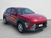 Usado Hyundai Kona 100 CV (73 kW) 2025 Rojo SUV