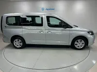 Usado VW Caddy Maxi 116 CV (85 kW) 2025 Gris / plata Monovolumen