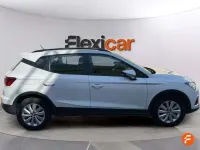 Usado Seat Arona Reference 95 CV (69 kW) 2019 Blanco SUV