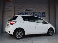 Usado Toyota Yaris Hybrid Advance 100 CV (73 kW) 2019 Blanco Berlina