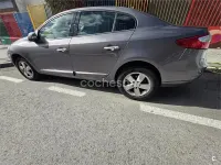 Usado Renault Fluence Dynamique 110 CV (80 kW) 2011 Gris / plata Berlina
