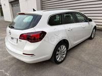 Usado Opel Astra Excellence 131 CV (96 kW) 2014 Blanco Familiar