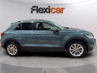 Usado VW T-Roc Life 150 CV (110 kW) 2023 Azul SUV