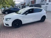 Usado Seat Leon ST Style 115 CV (84 kW) 2018 Blanco Familiar