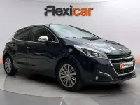 Begagnad Peugeot 208 Allure 110 HK (80 kW) 2017 Blå Halvkombi