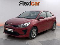 Usado Kia Rio 84 CV (61 kW) 2022 Rojo Berlina