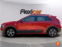 Usado Kia Niro 141 CV (103 kW) 2024 Rojo SUV