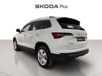Usado Skoda Karoq Selection 150 CV (110 kW) 2025 Blanco SUV