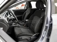 Usado Kia Ceed 136 CV (100 kW) 2024 Gris / plata Utilitario